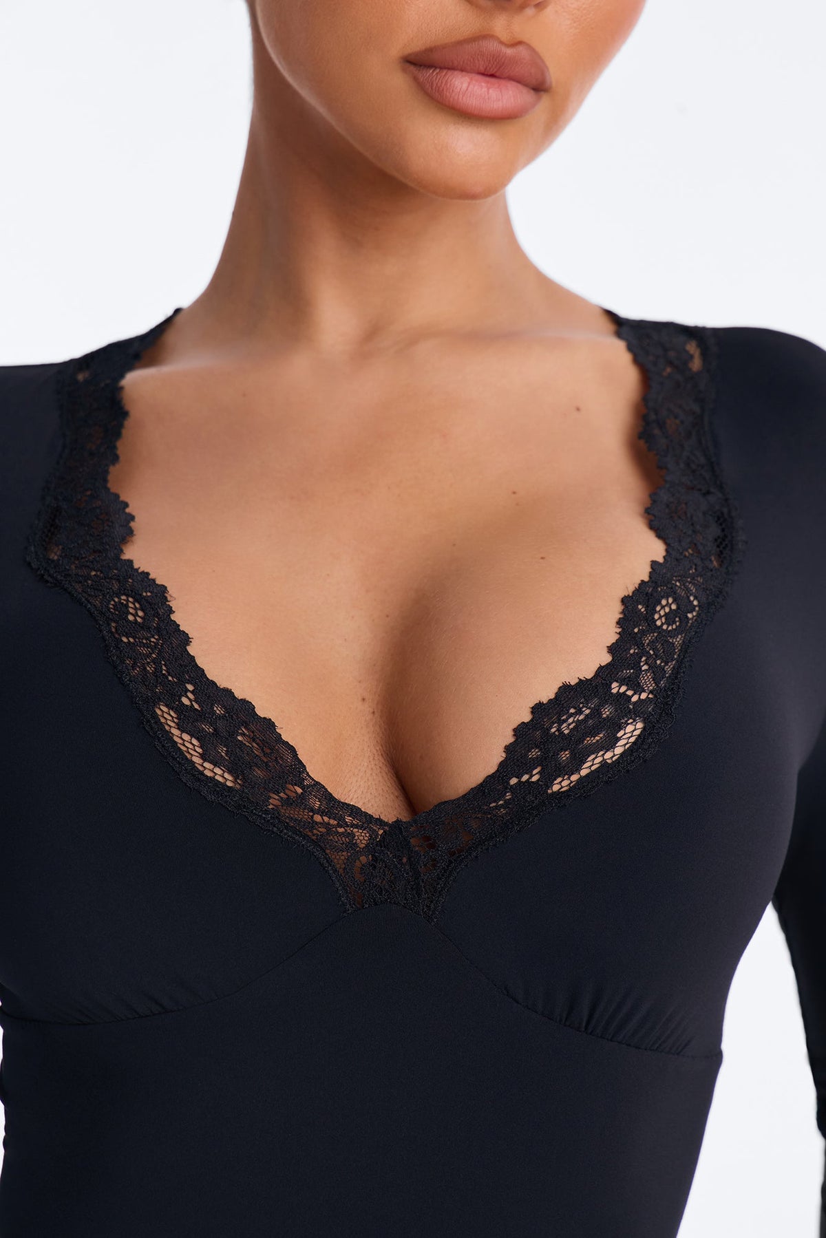 Second Skin Double Lined V-Neck Lace Trim Long Sleeve Bodysuit - Black