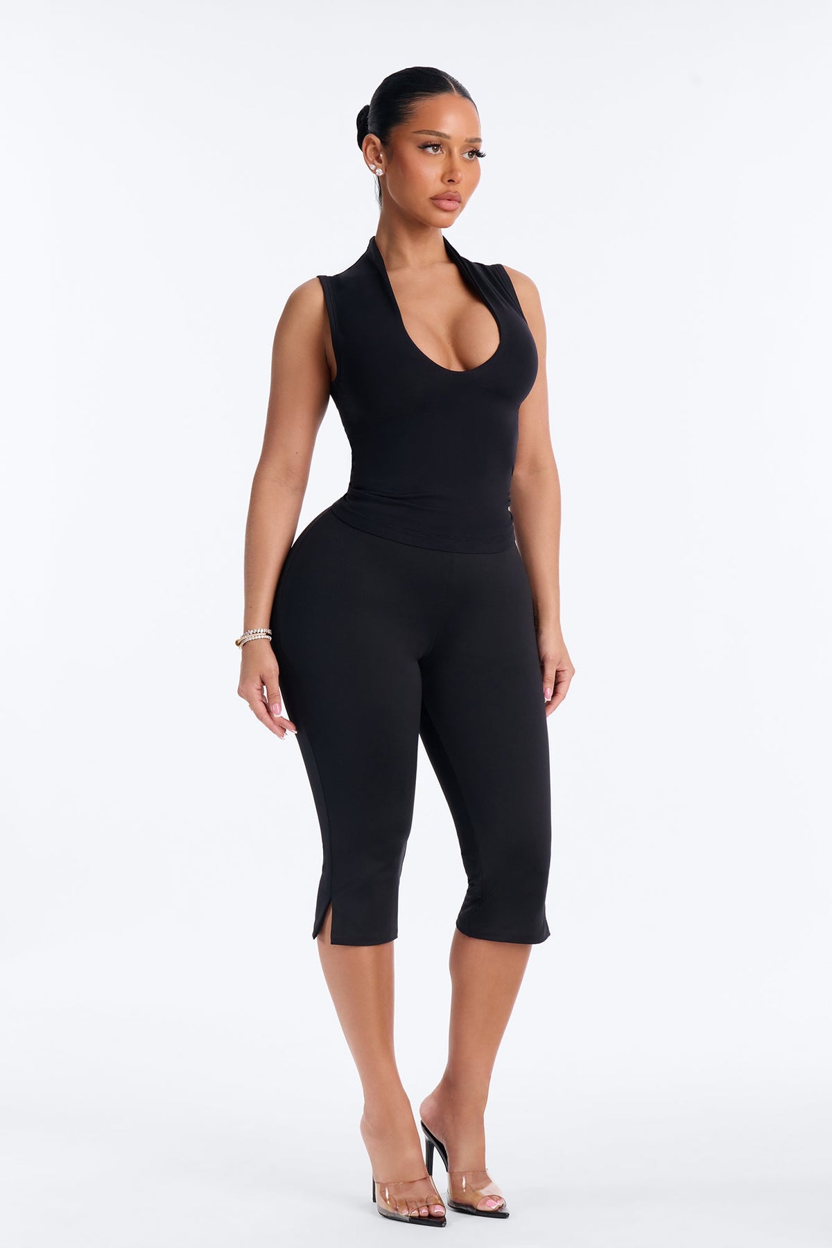 Contour Double Lined Split Hem Capri - Black
