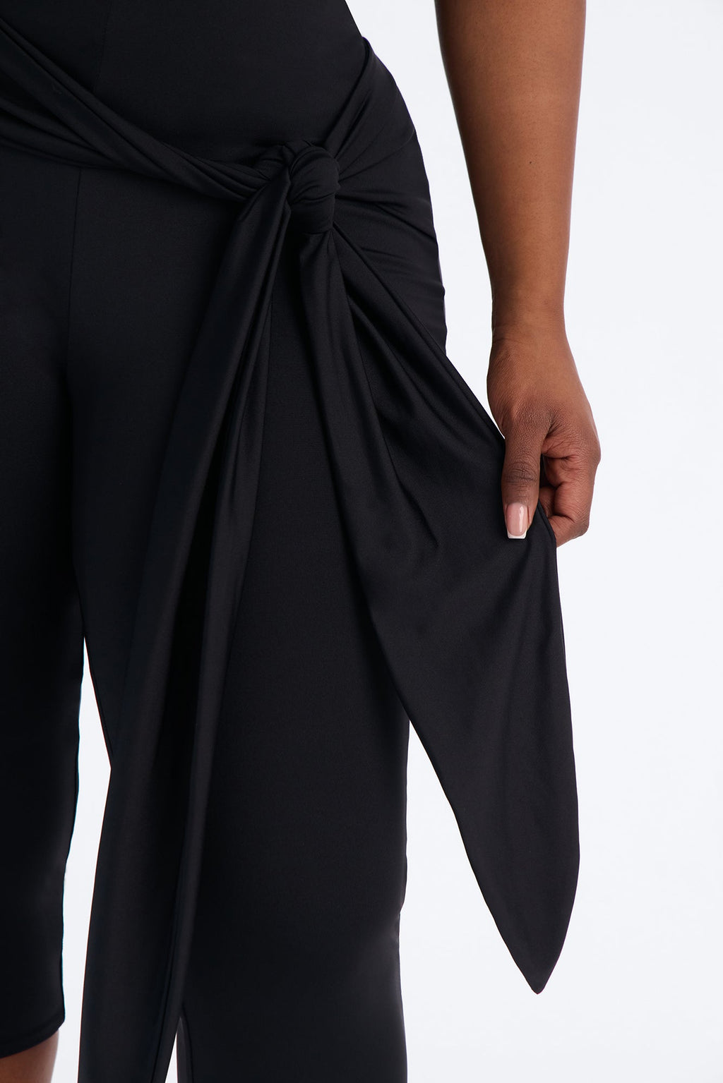 Contour Double Lined Tie Waist Capri - Black