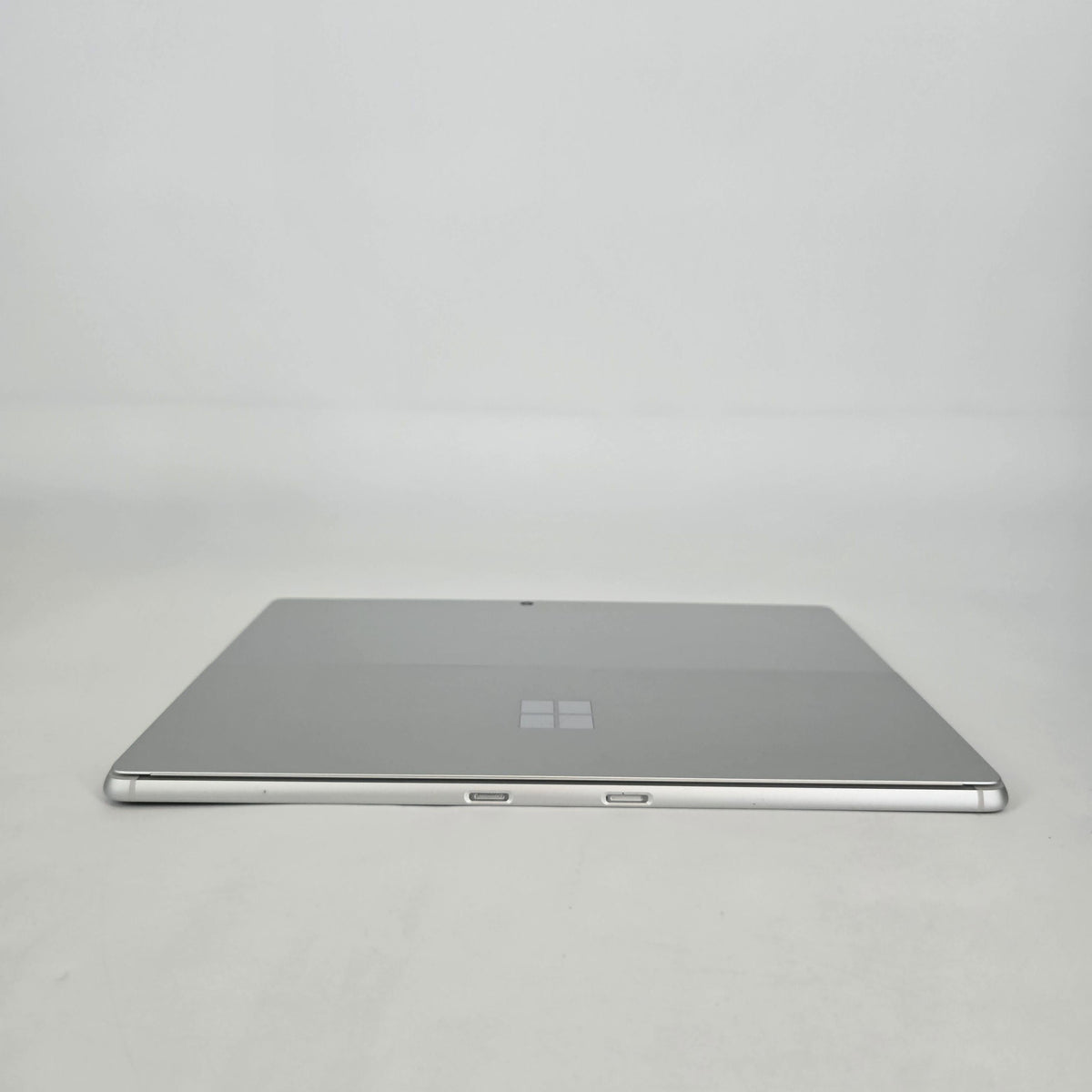 Surface Pro 9 13 Platinum Unlocked 3.0 GHz Microsoft SQ3 Processor 8GB RAM 256GB Solid State Drive