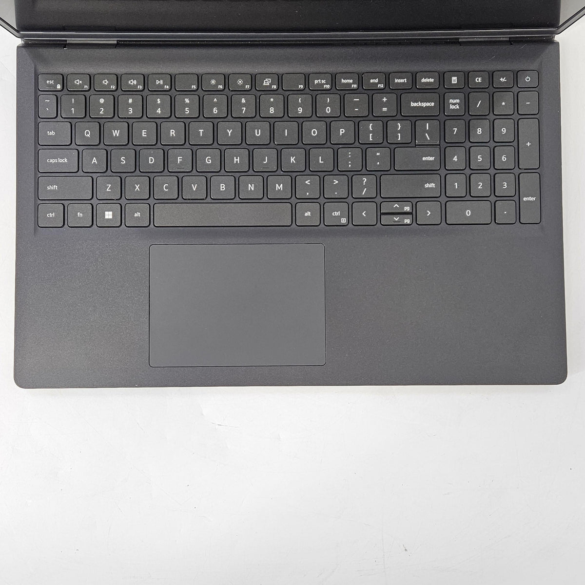 Inspiron 3520 15.6 Black 1.7 GHz Intel Core i7 12th Gen. 16GB RAM 1TB Solid State Drive