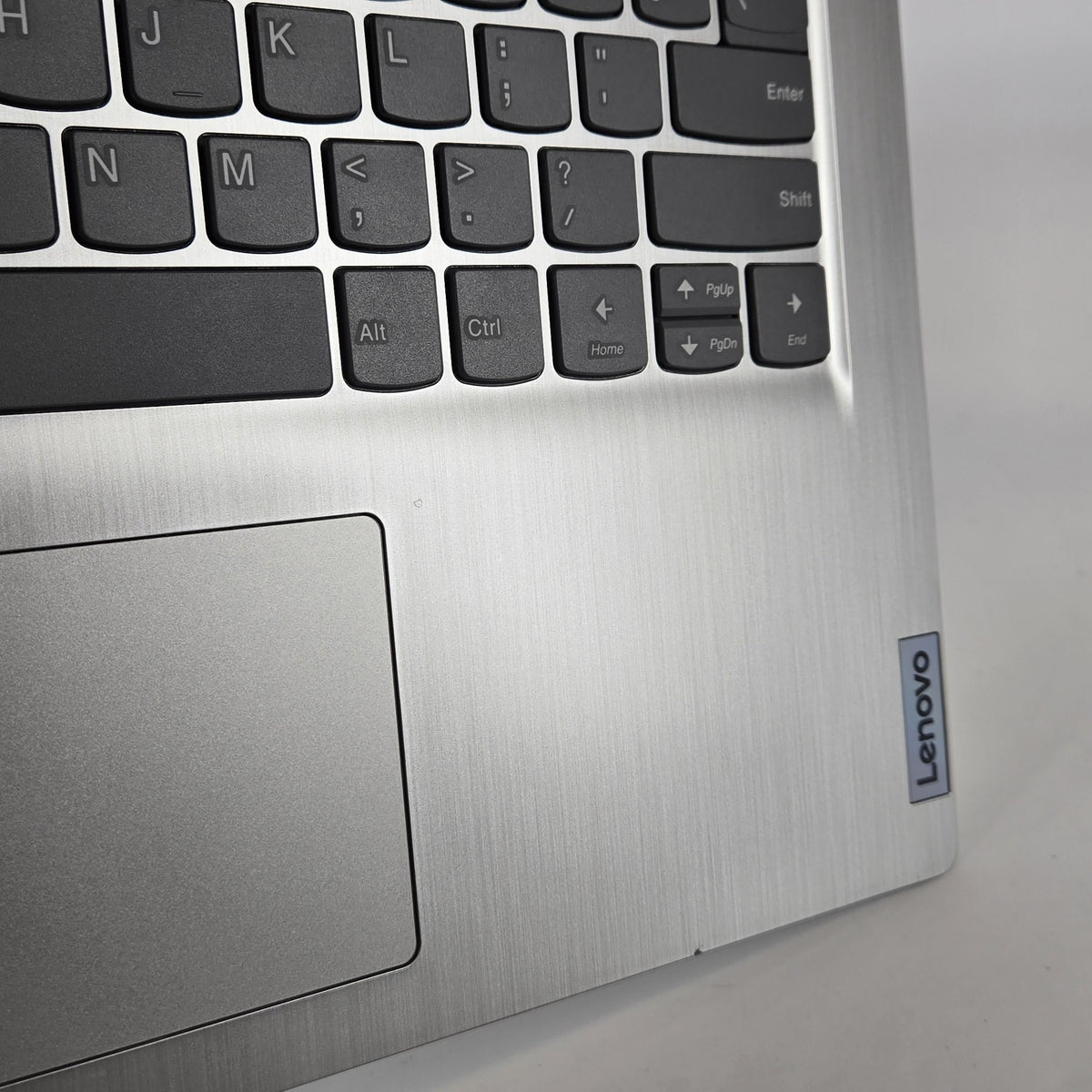 Lenovo IdeaPad 3i 14 Gray 3.0 GHz Intel Core i3 11th Gen. 4GB RAM 128GB Solid State Drive