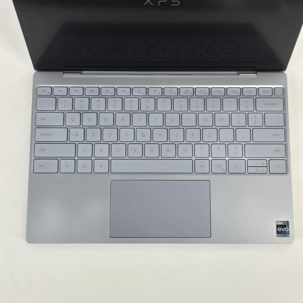 XPS 13 9315 Blue 1.1 GHz Intel Core i7 12th Gen. 32GB RAM 1TB Solid State Drive