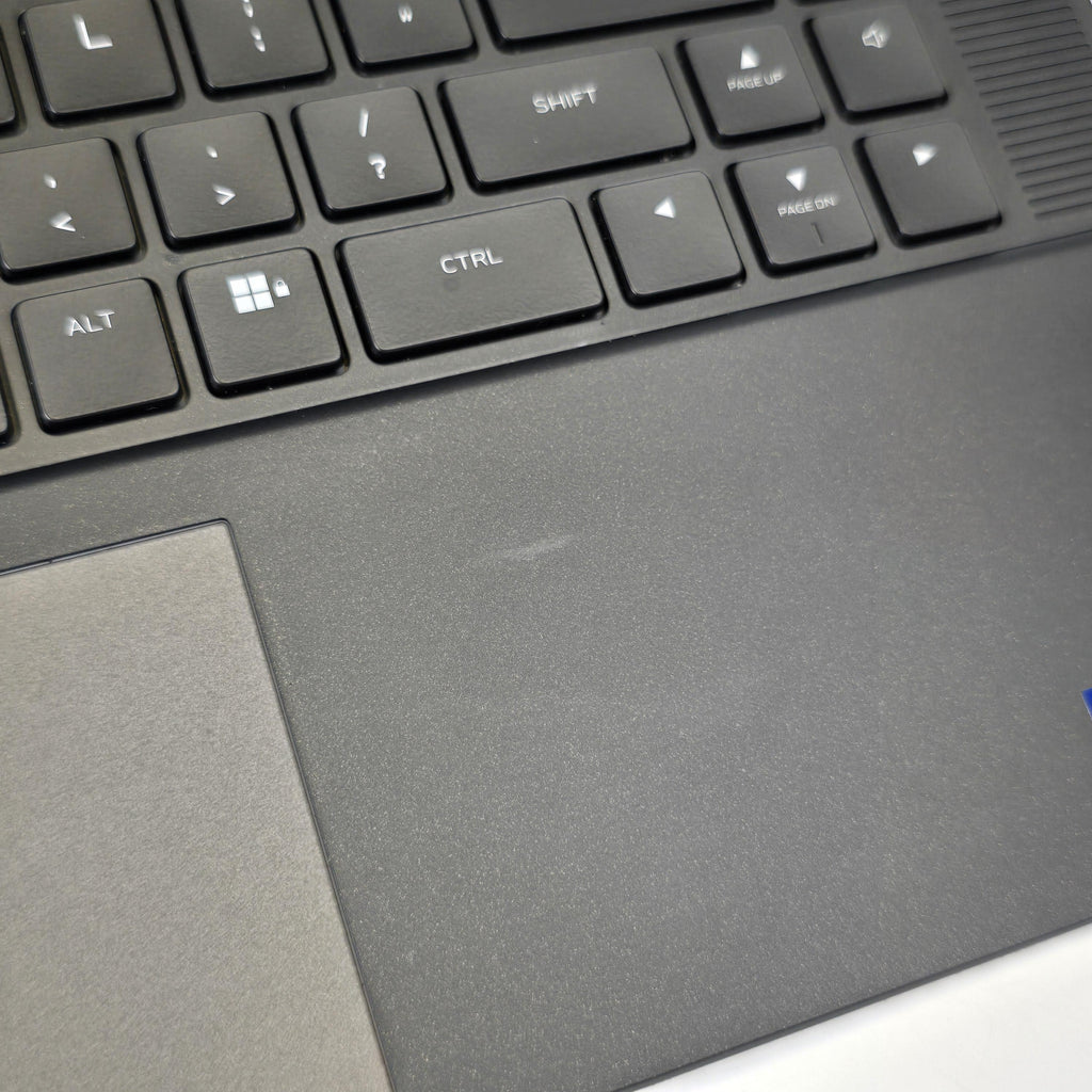 Dell Alienware X16 R2 Silver 2.3 GHz Intel Core Ultra 9 32GB RAM 1TB Solid State Drive NVIDIA GeForce RTX 4080 12 GB