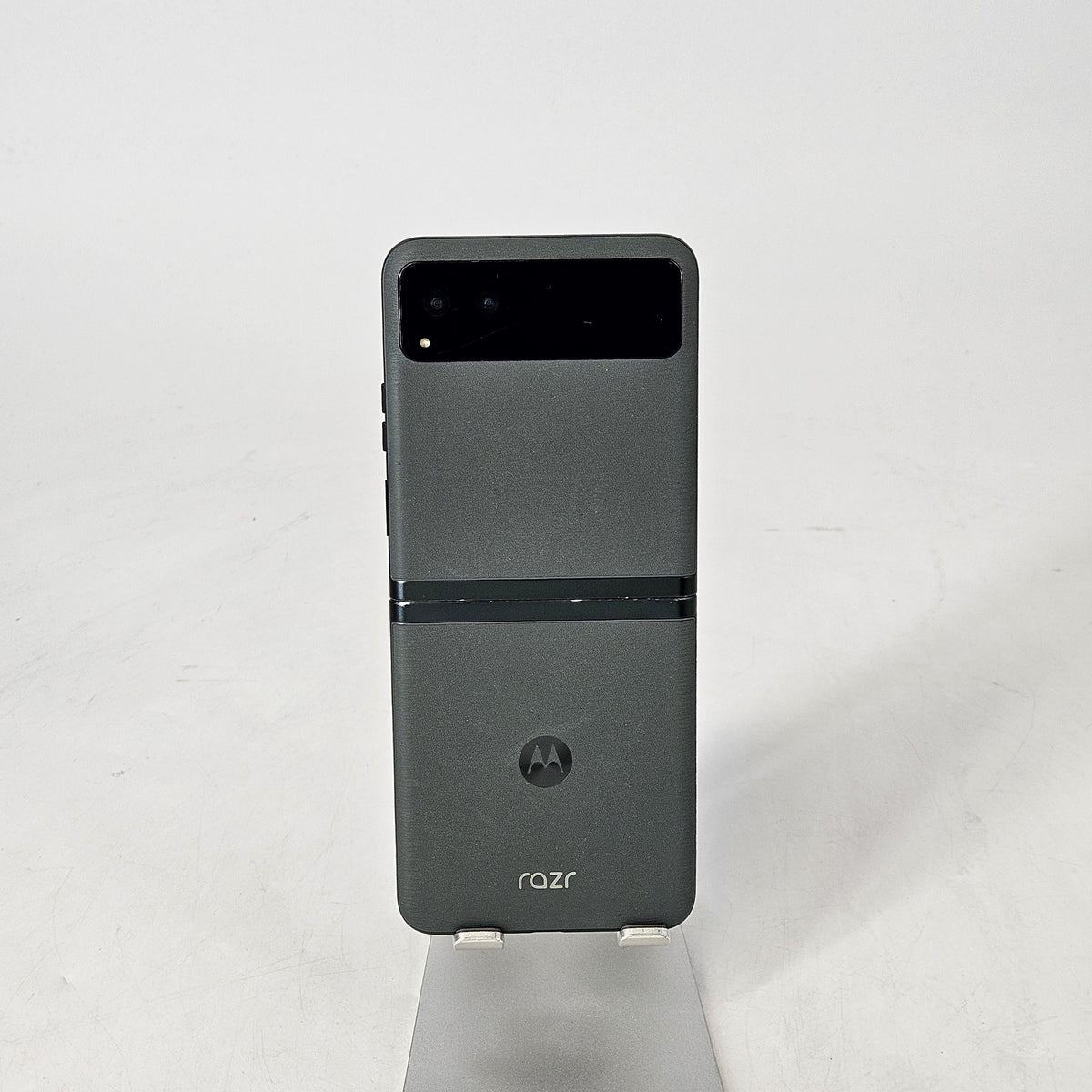 Motorola Razr (2023) 8GB RAM 128GB Green (GSM Unlocked)