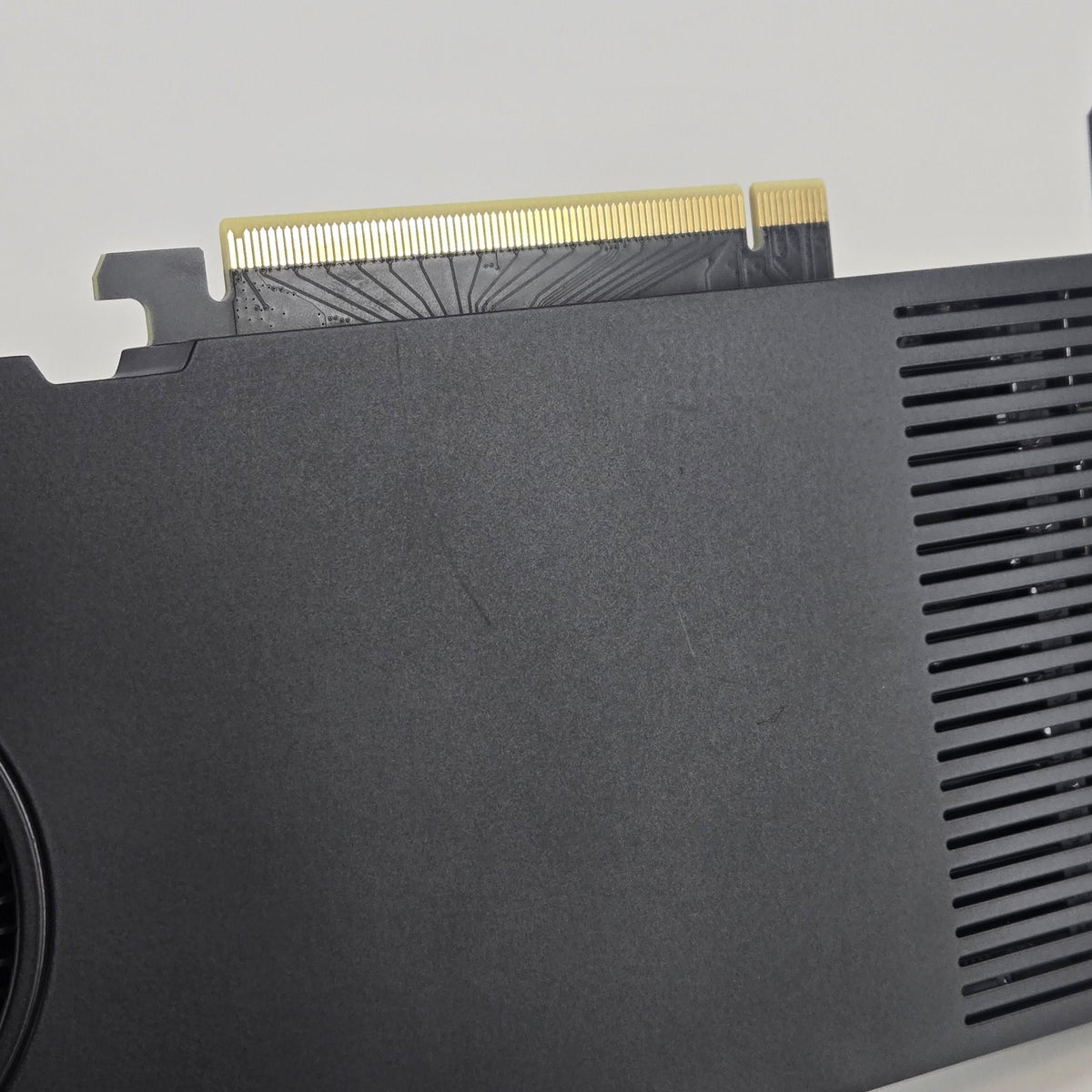NVIDIA Quadro RTX 4000 Ada 20GB RAM