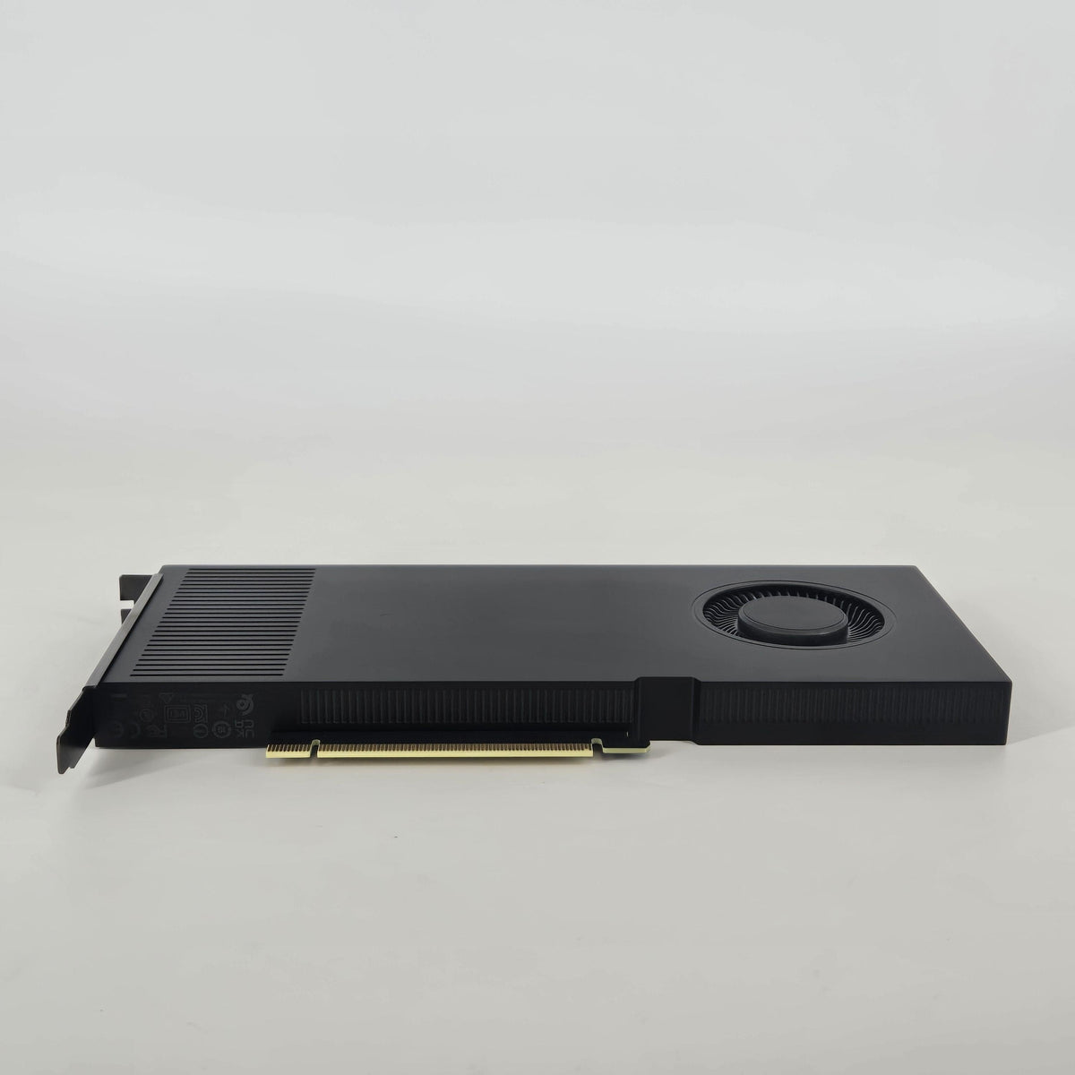 NVIDIA Quadro RTX 4000 Ada 20GB RAM