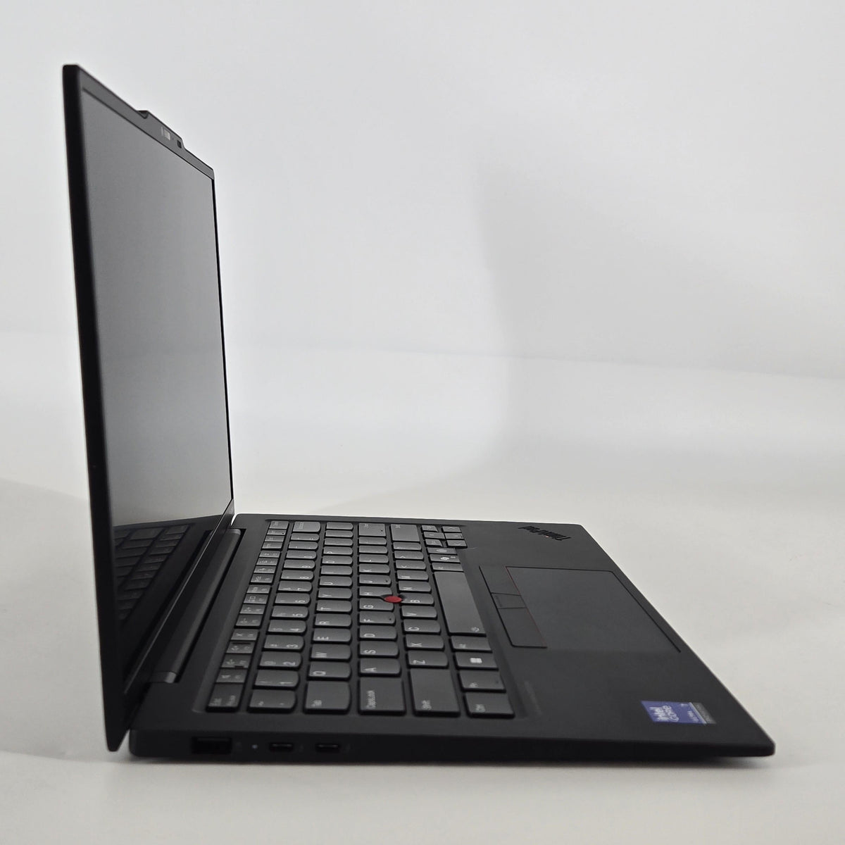 Lenovo ThinkPad X1 Carbon Gen 13 14 Black 2.0 GHz Intel Core Ultra 7 Series 2 32GB RAM 512GB Solid State Drive