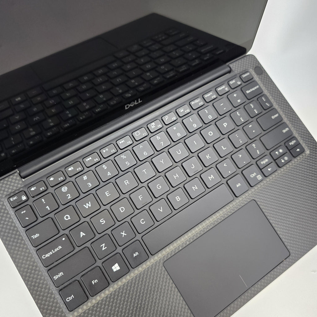 Dell XPS 13 7390 Black 1.1 GHz Intel Core i7 10th Gen. 16GB RAM 512GB Solid State Drive