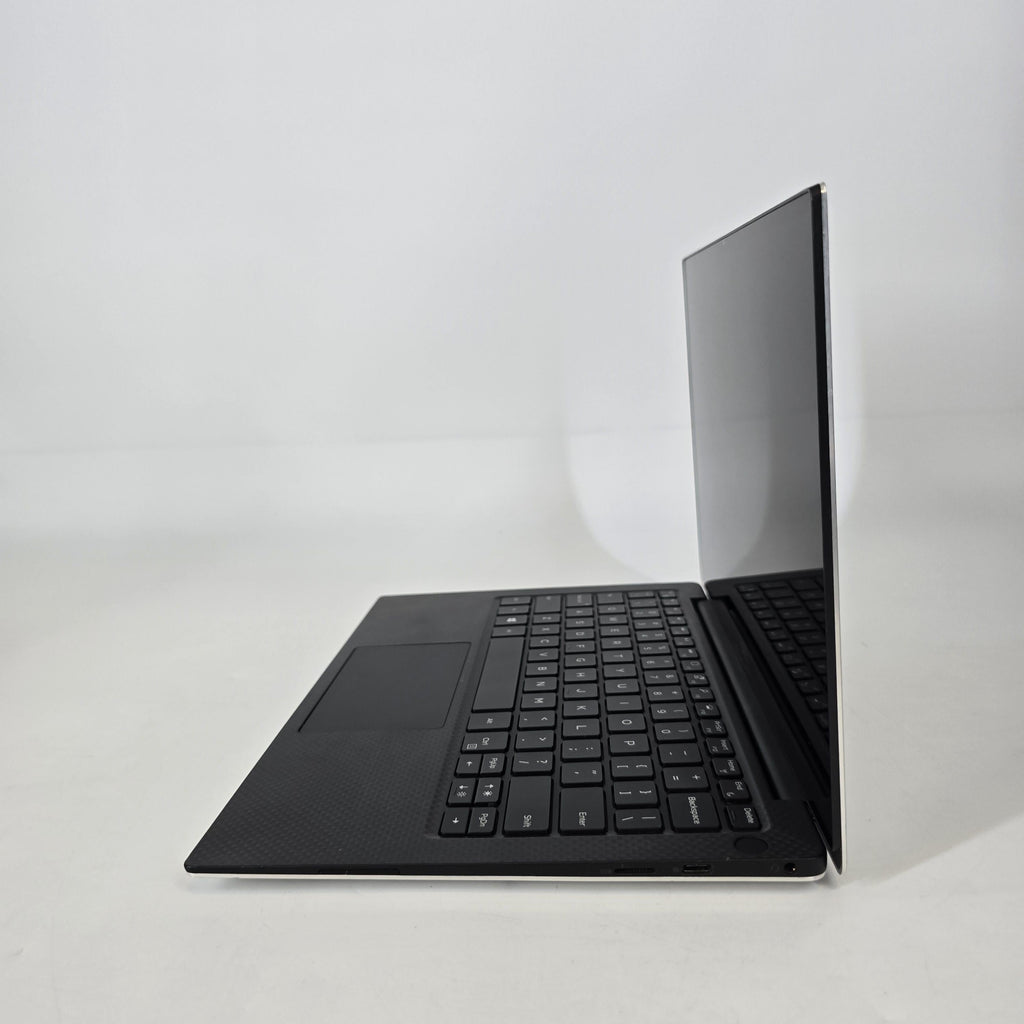 Dell XPS 13 7390 Black 1.1 GHz Intel Core i7 10th Gen. 16GB RAM 512GB Solid State Drive