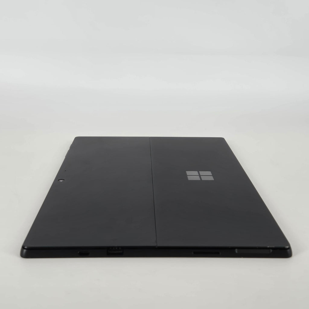 Microsoft Surface Pro 7 Plus 12.3 Black WiFi 2.8 GHz Intel Core i7 11th Gen. 16GB RAM 256GB Solid State Drive