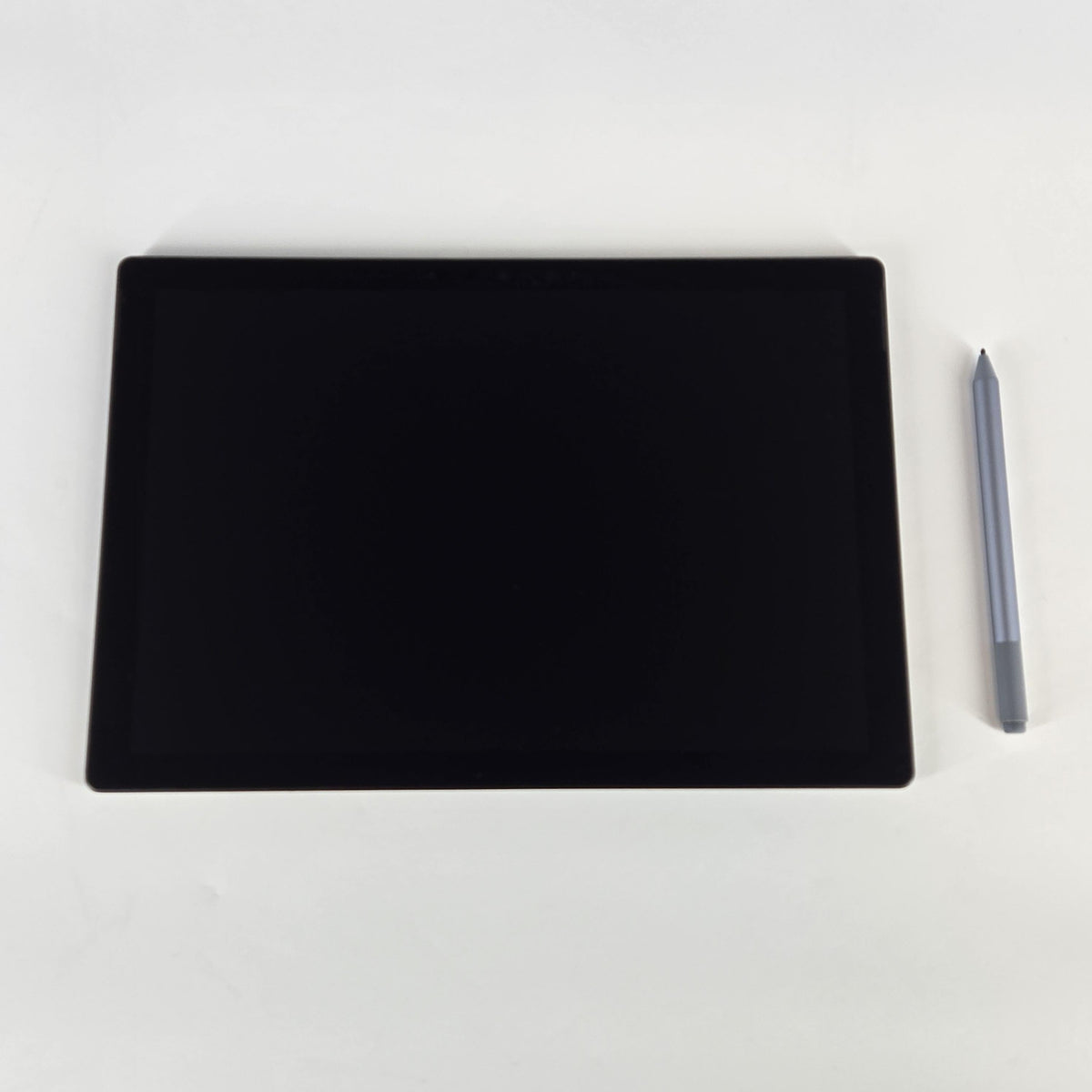 Microsoft Surface Pro 7 Plus 12.3 Black WiFi 2.8 GHz Intel Core i7 11th Gen. 16GB RAM 256GB Solid State Drive