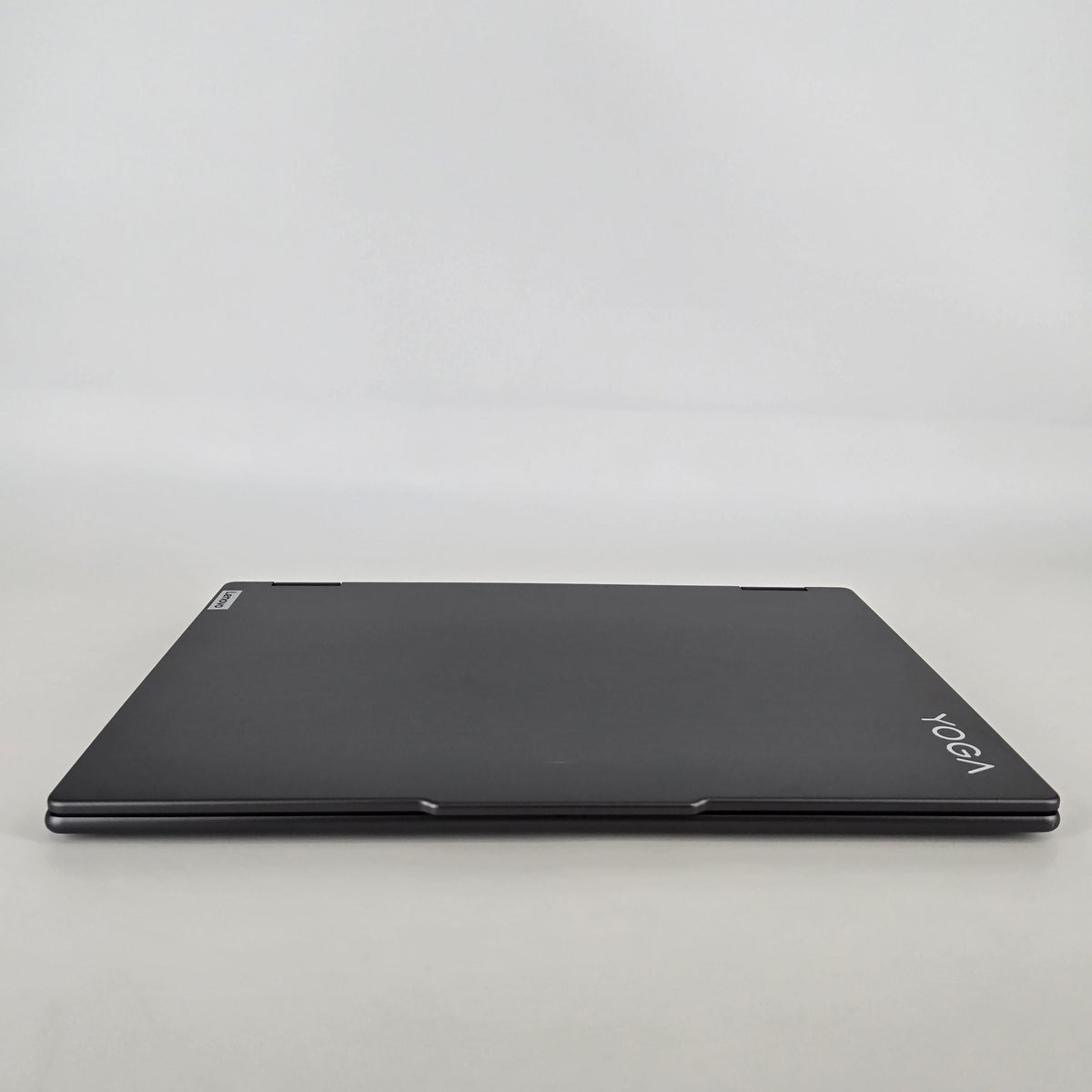 Lenovo Yoga 7i 16 Gray 1.9 GHz Intel Core i5 13th Gen. 16GB RAM 512GB Solid State Drive