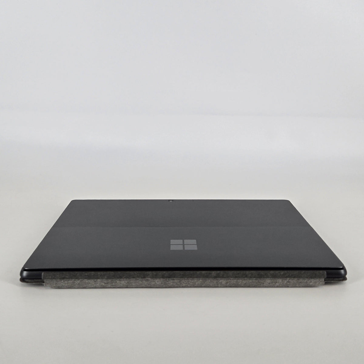 Microsoft Surface Pro 11 13 Black WiFi 3.4 GHz Qualcomm Snapdragon X Elite 64GB RAM 1TB Solid State Drive