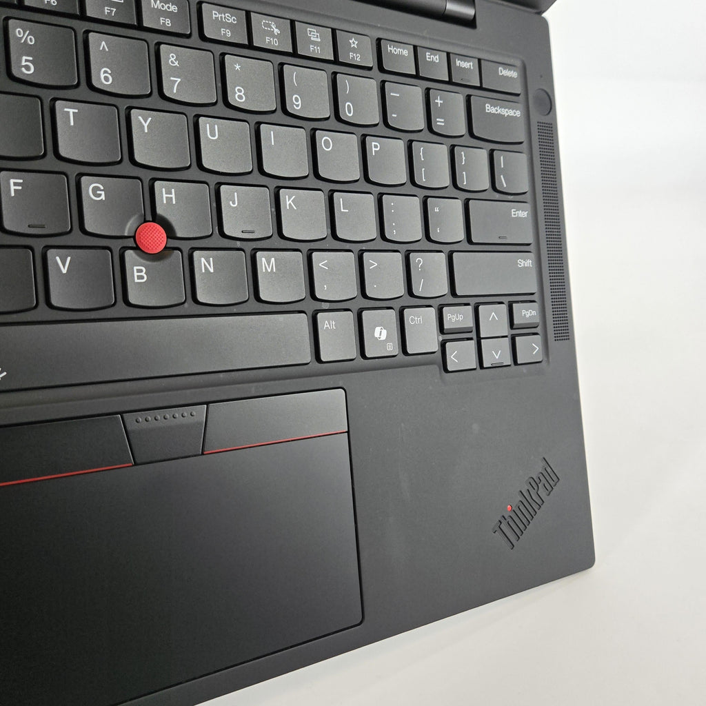 Lenovo ThinkPad T14s Gen 5 Black 1.7 GHz Intel Core Ultra 7 32GB RAM 1TB Solid State Drive