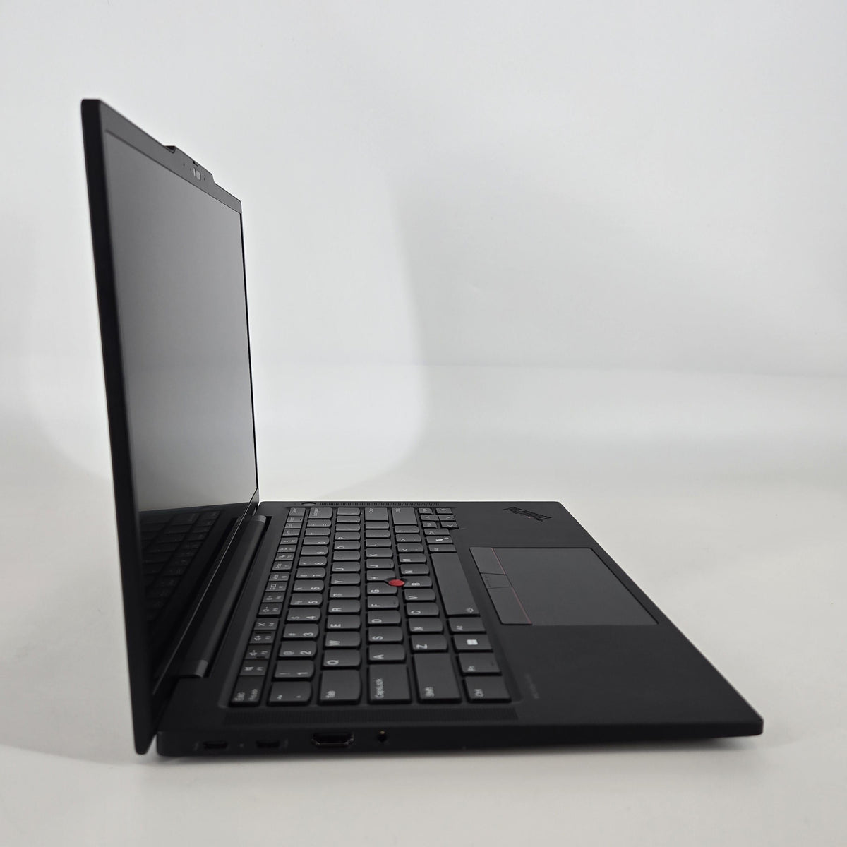 Lenovo ThinkPad T14s Gen 5 Black 1.7 GHz Intel Core Ultra 7 32GB RAM 1TB Solid State Drive