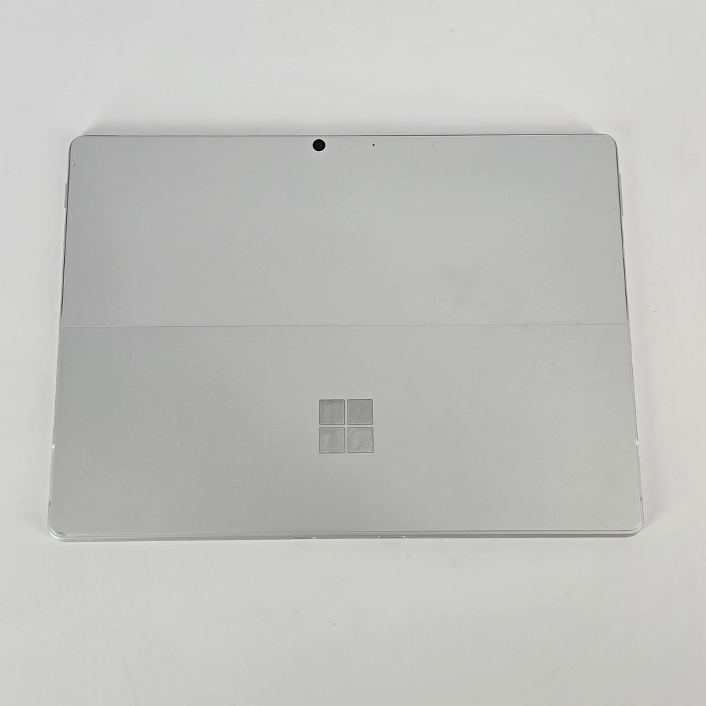 Microsoft Surface Pro 8 13 Silver WiFi 3.0 GHz Intel Core i7 11th Gen. 32GB RAM 1TB Solid State Drive
