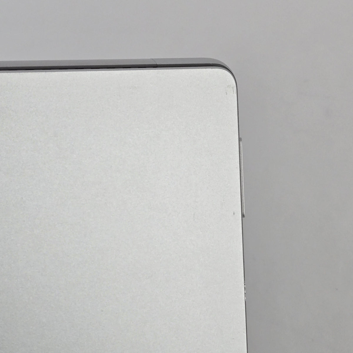 Microsoft Surface Pro 8 13 Silver WiFi 3.0 GHz Intel Core i7 11th Gen. 32GB RAM 1TB Solid State Drive