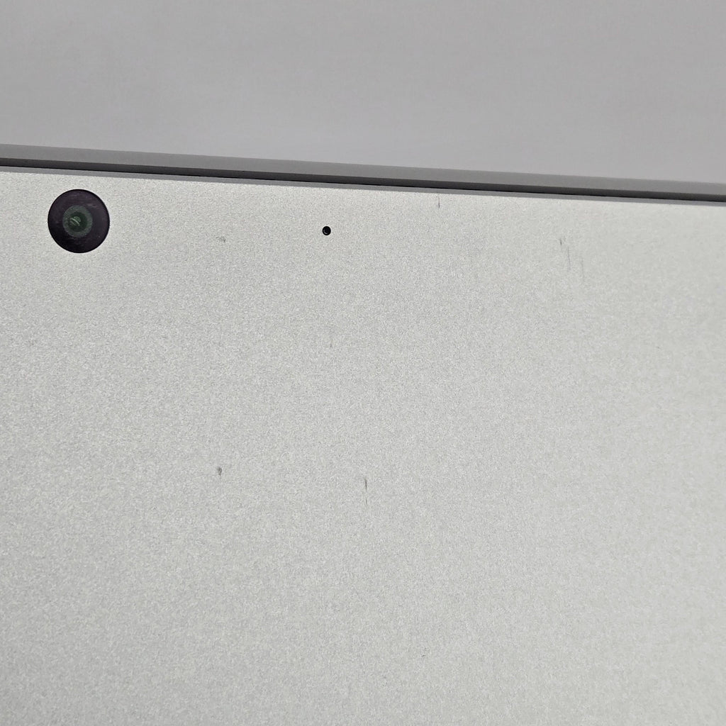 Microsoft Surface Pro 8 13 Silver WiFi 3.0 GHz Intel Core i7 11th Gen. 32GB RAM 1TB Solid State Drive