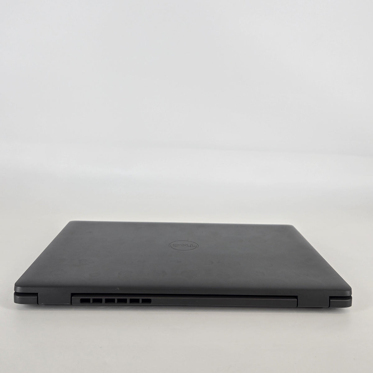Dell Latitude 3450 14 Black 1.3 GHz Intel Core i5 13th Gen. 8GB RAM 256GB Solid State Drive
