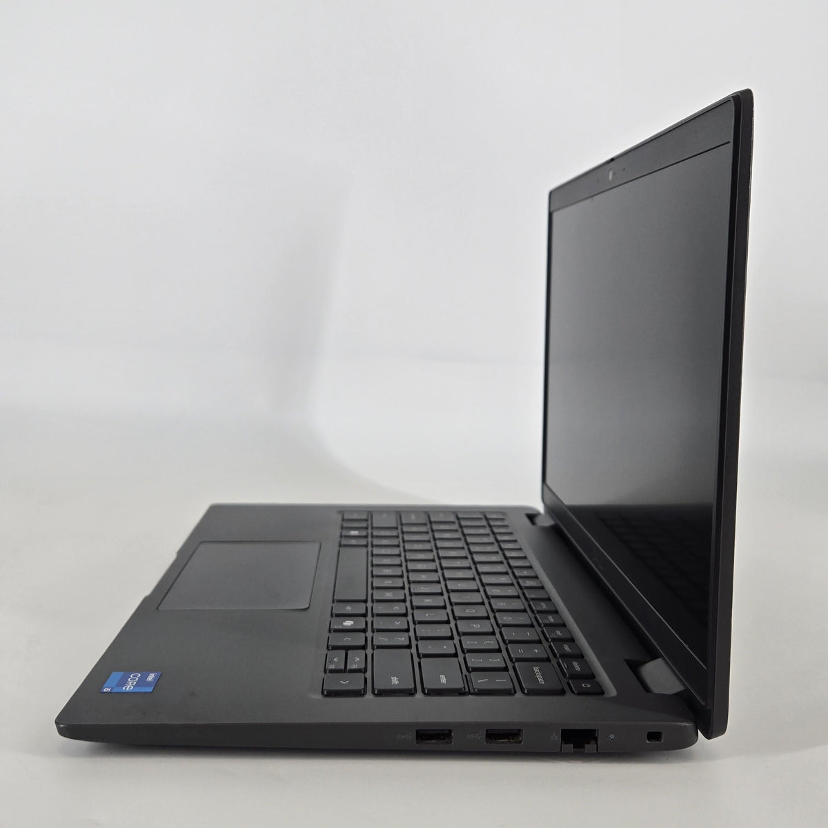 Dell Latitude 3450 14 Black 1.3 GHz Intel Core i5 13th Gen. 8GB RAM 256GB Solid State Drive