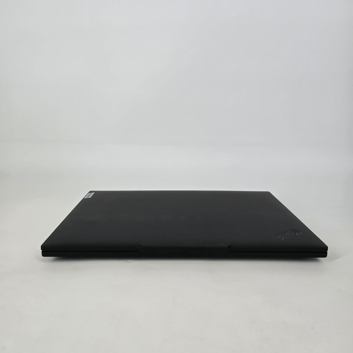 Lenovo ThinkPad T14 Gen 5 Black 3.3 GHz AMD Ryzen 7 Pro 8840U 16GB RAM 512GB Solid State Drive