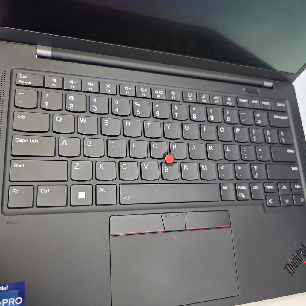 Lenovo ThinkPad X1 Carbon Gen 11 14 Black 1.8 GHz Intel Core i7 13th Gen. 32GB RAM 2TB Solid State Drive