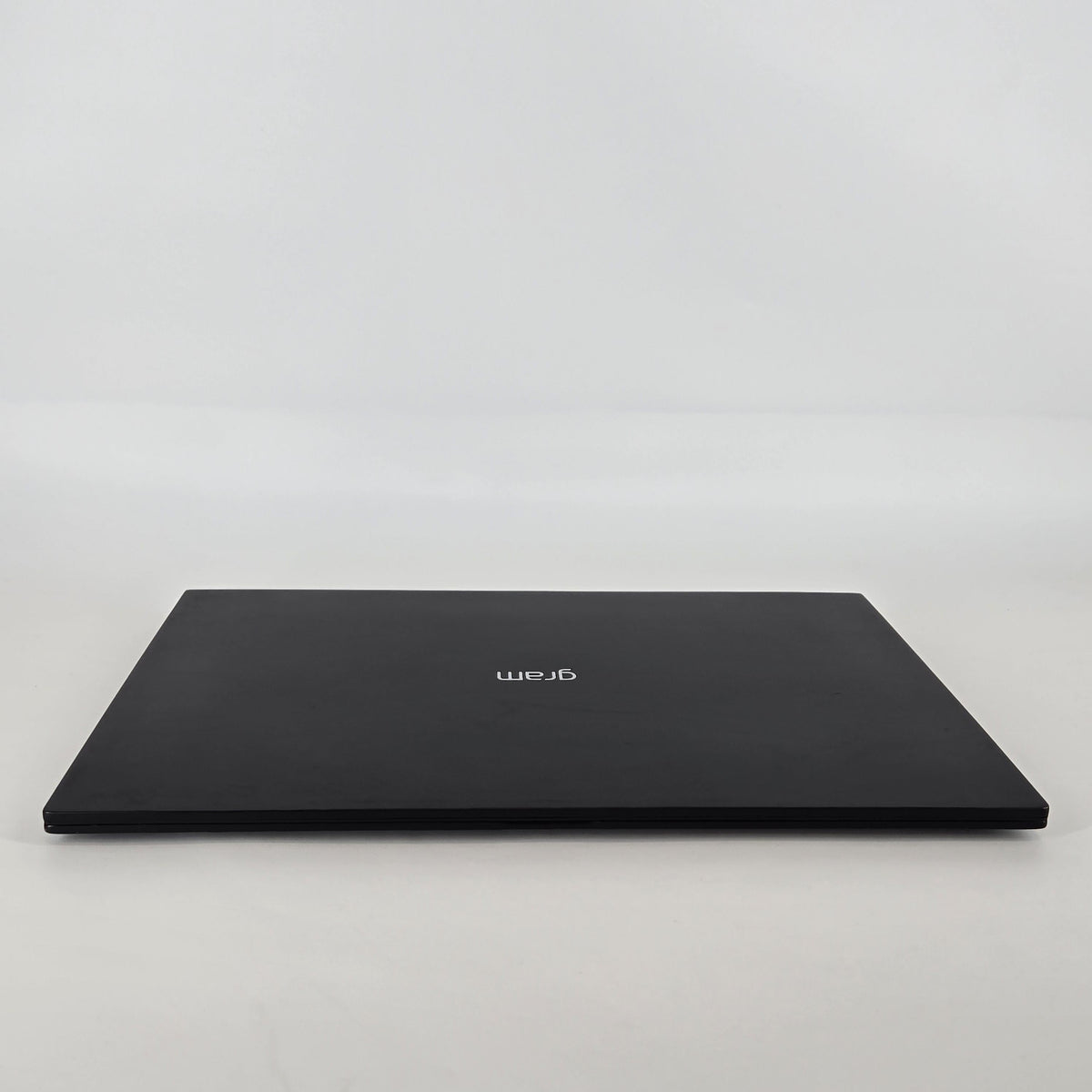 LG Gram 17 Black 2.1 GHz Intel Core i7 12th Gen. 16GB RAM 1TB Solid State Drive