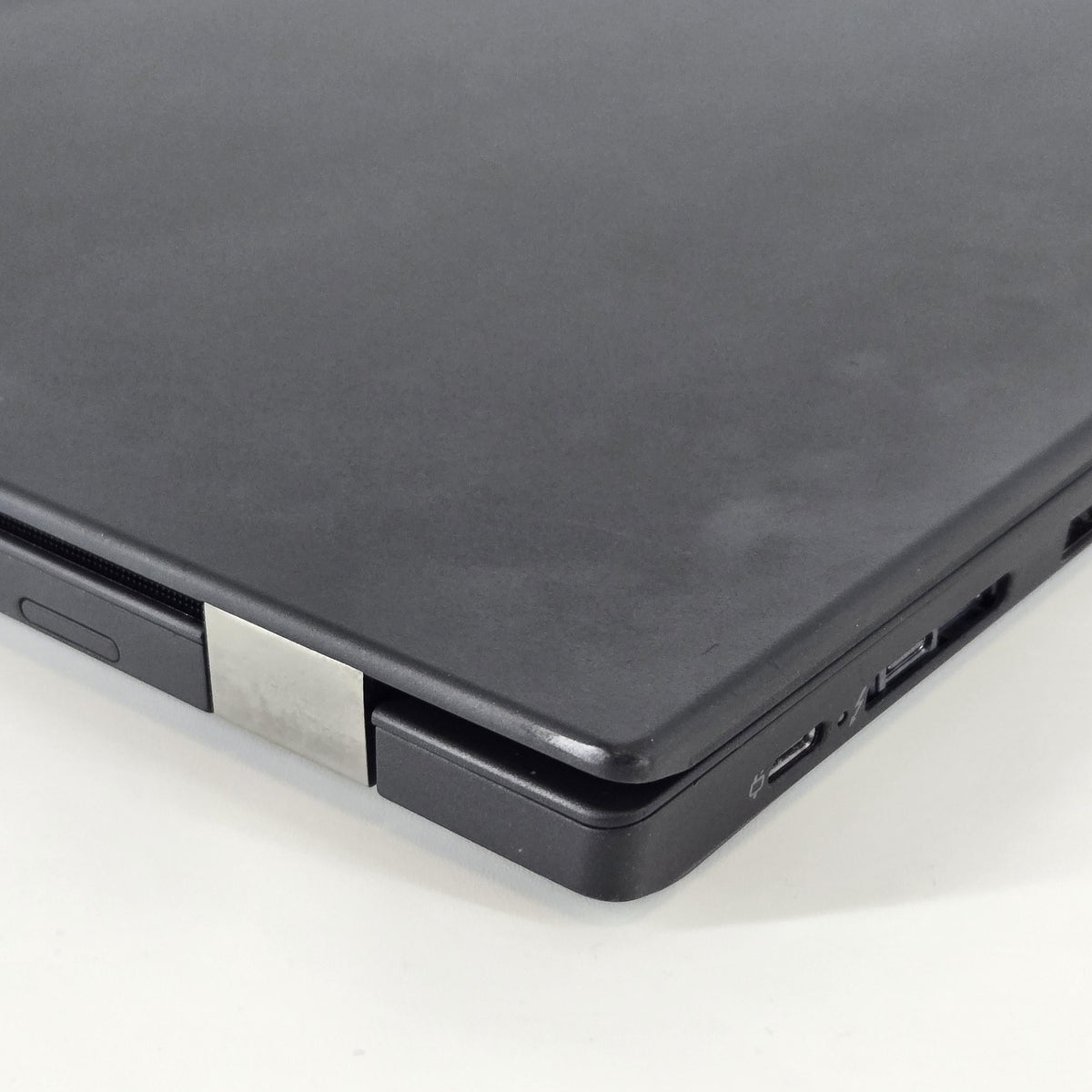 Lenovo ThinkPad T15 Gen 2 Black 2.8 GHz Intel Core i7 11th Gen. 16GB RAM 512GB Solid State Drive