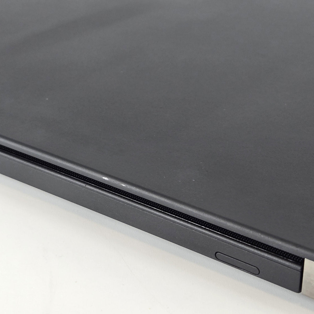 Lenovo ThinkPad T15 Gen 2 Black 2.8 GHz Intel Core i7 11th Gen. 16GB RAM 512GB Solid State Drive