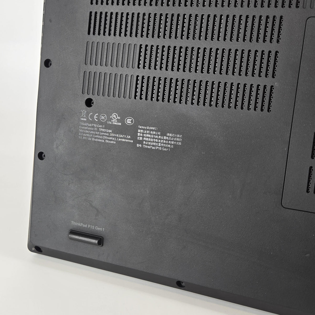 Lenovo ThinkPad P15 Gen 1 Black 2.6 GHz Intel Core i7 10th Gen. 32GB RAM 512GB Solid State Drive NVIDIA Quadro T2000 4 GB