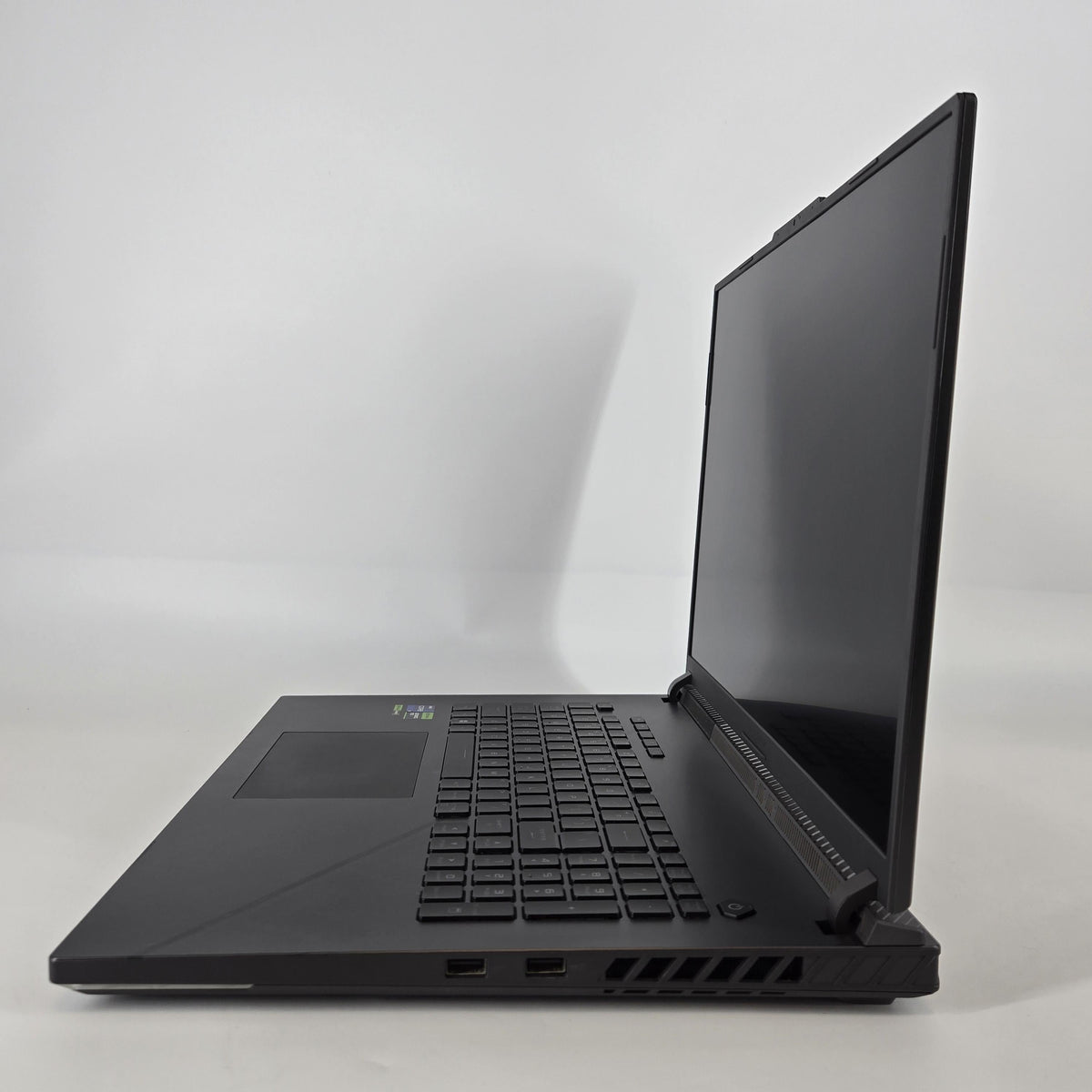 ROG Strix G18 G814 18 Gray 2.2 GHz Intel Core i9 14th Gen. 32GB RAM 2TB Solid State Drive NVIDIA GeForce RTX 4080 12 GB