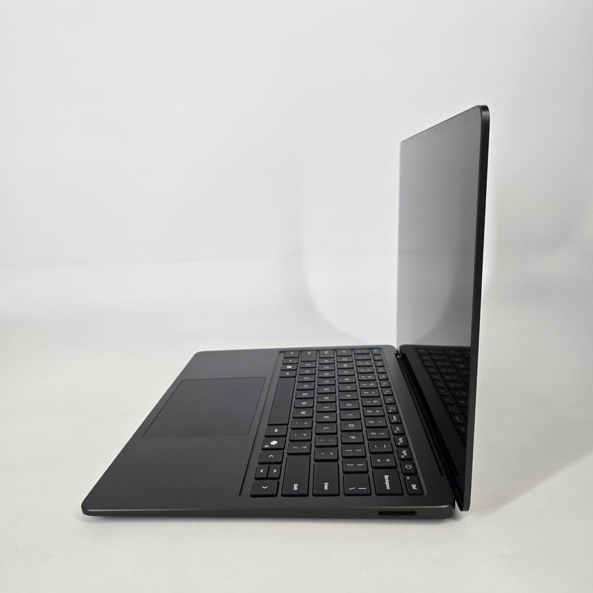 Surface Laptop 7 13.8 Black WiFi 3.4 GHz Qualcomm Snapdragon X Plus 16GB RAM 512GB Solid State Drive