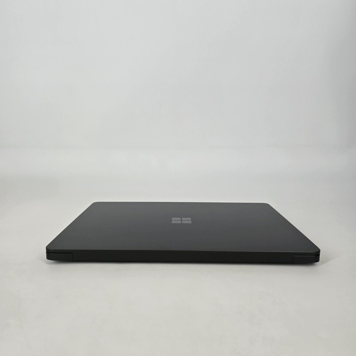 Surface Laptop 7 13.8 Black WiFi 3.4 GHz Qualcomm Snapdragon X Plus 16GB RAM 512GB Solid State Drive