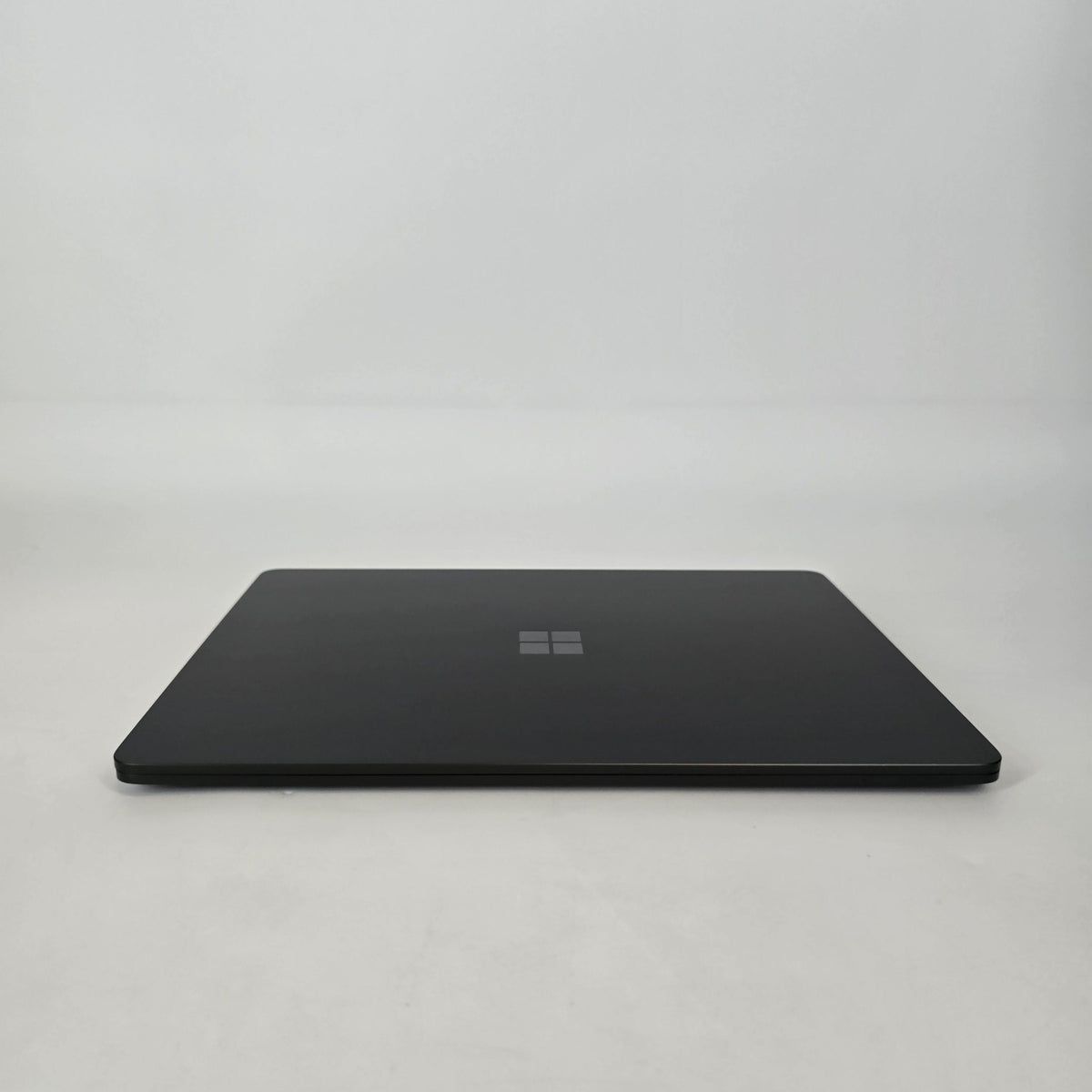 Surface Laptop 7 13.8 Black WiFi 3.4 GHz Qualcomm Snapdragon X Plus 16GB RAM 512GB Solid State Drive