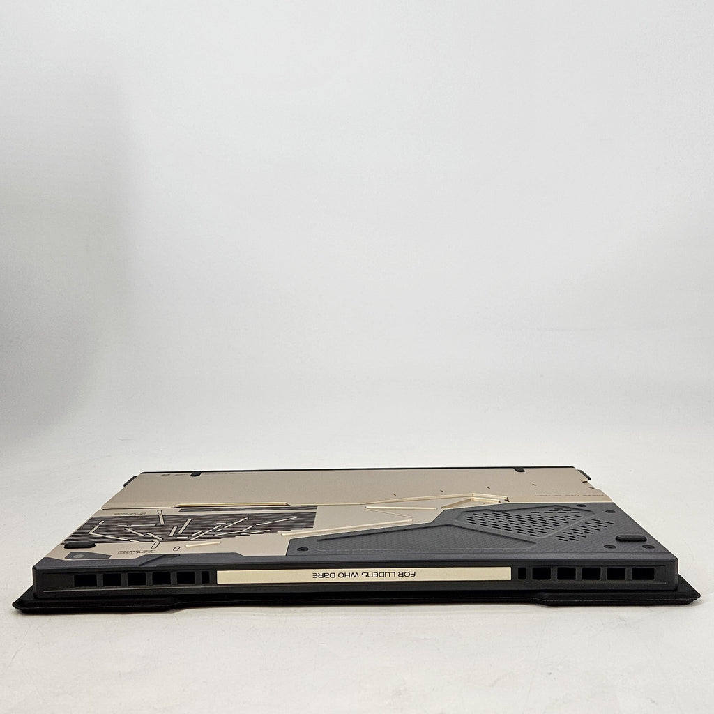 Asus ROG Flow Z13-KJP GZ302 13.4 Gold 3.0 GHz AMD Ryzen AI MAX+ 395 128GB RAM 1TB Solid State Drive