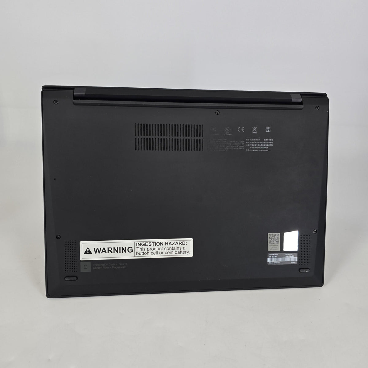 Lenovo ThinkPad X1 Carbon Gen 11 14 Black 1.9 GHz Intel Core i7 13th Gen. 32GB RAM 512GB Solid State Drive