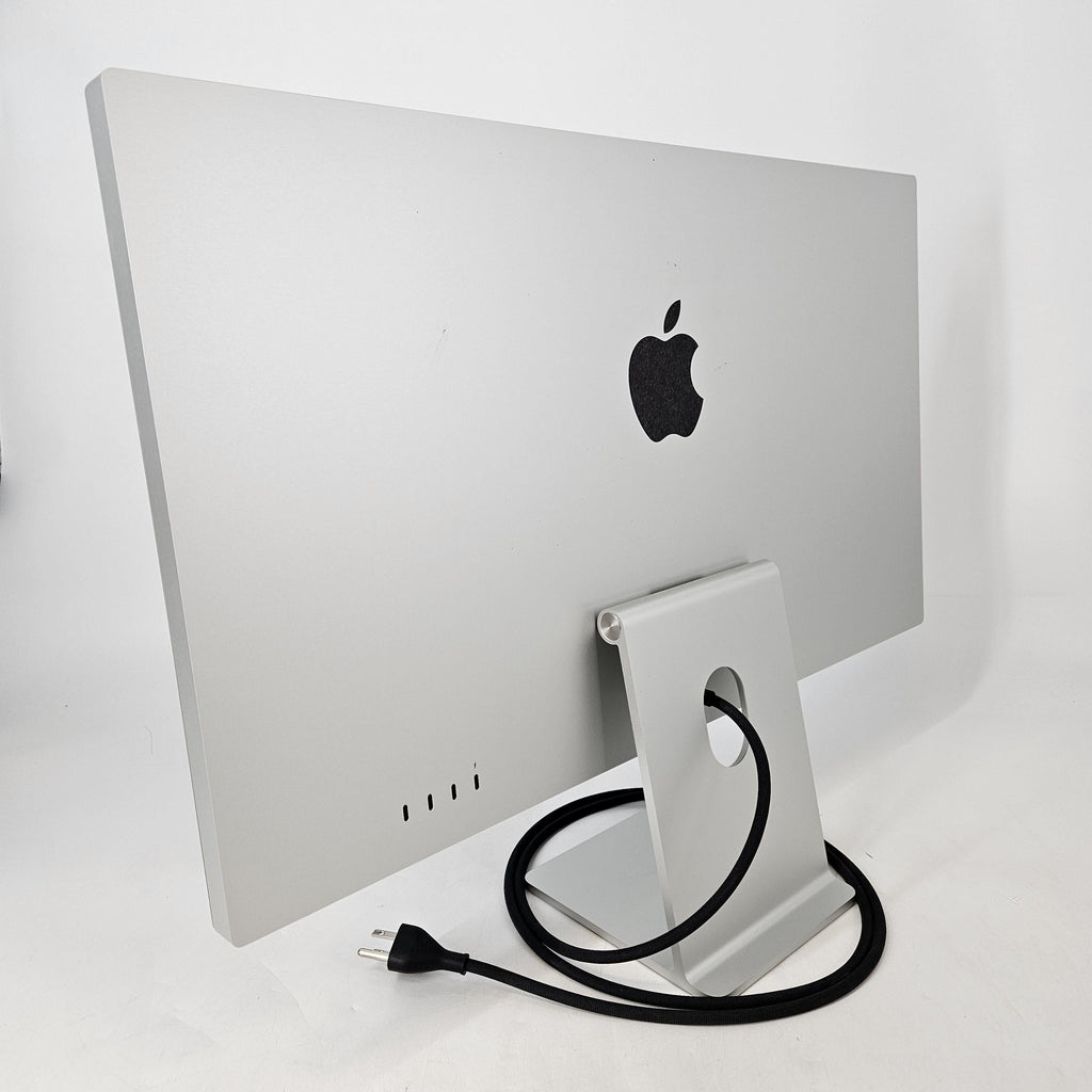 Apple Studio Display 27in 2022 Silver