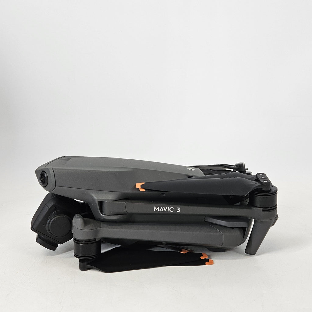 DJI Mavic 3