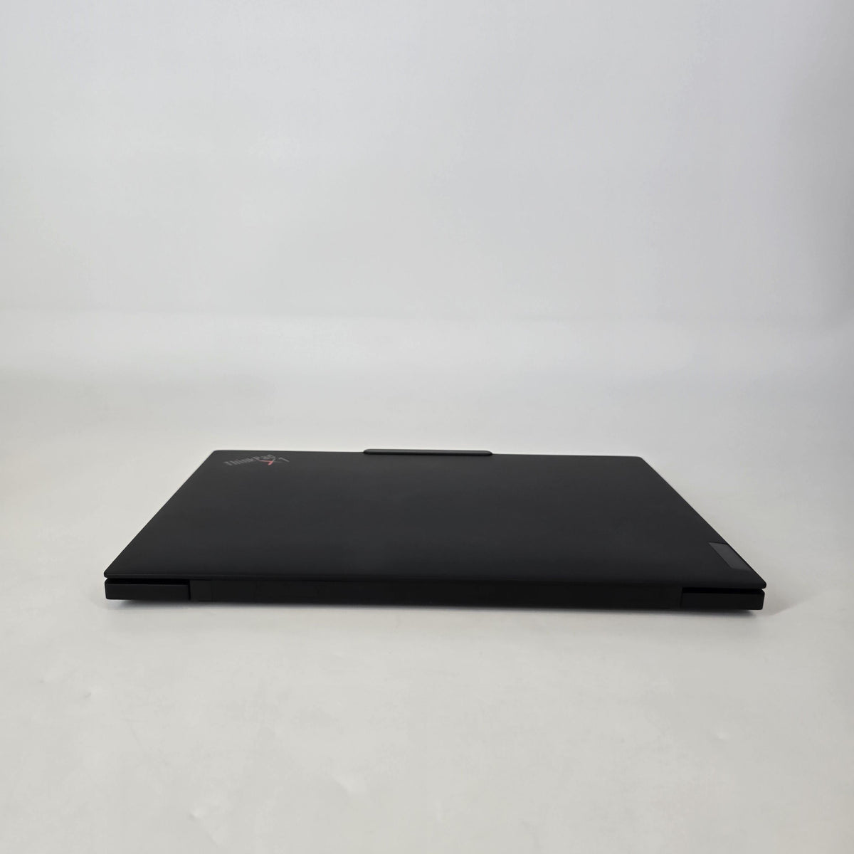 Lenovo ThinkPad X1 Carbon Gen 13 14 Black 2.2 GHz Intel Core Ultra 7 Series 2 32GB RAM 2TB Solid State Drive