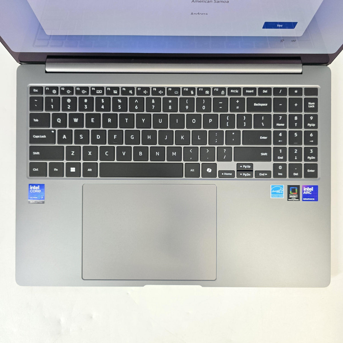 Galaxy Book5 Pro 16 Gray 2.2 GHz Intel Core Ultra 7 Series 2 32GB RAM 1TB Solid State Drive