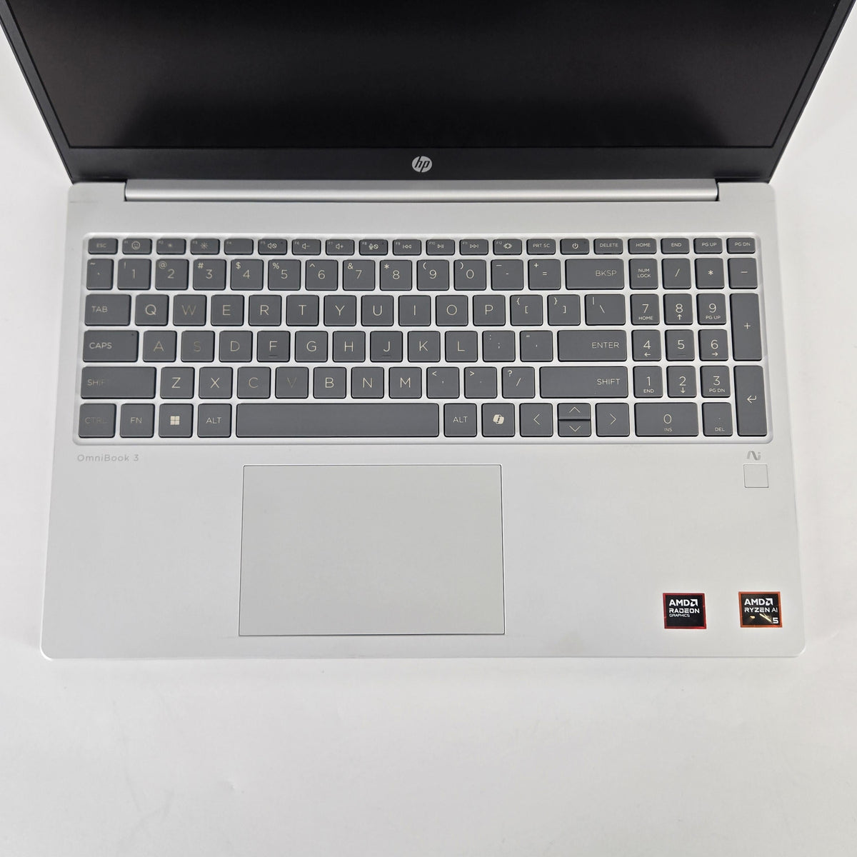 HP OmniBook 3 15.6 Glacier Silver 2.0 GHz AMD Ryzen AI 5 330 16GB RAM 512GB Solid State Drive