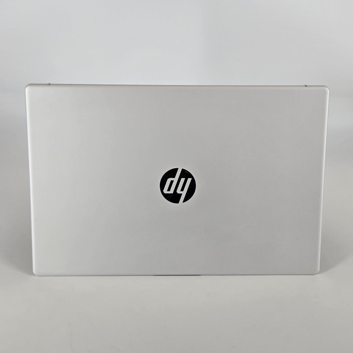 HP OmniBook 3 15.6 Glacier Silver 2.0 GHz AMD Ryzen AI 5 330 16GB RAM 512GB Solid State Drive