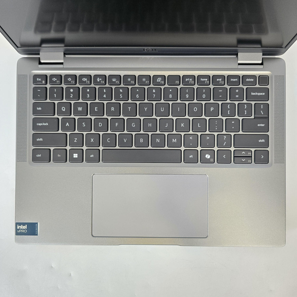 Latitude 7450 14 Gray 3.8 GHz Intel Core Ultra 7 32GB RAM 512GB Solid State Drive