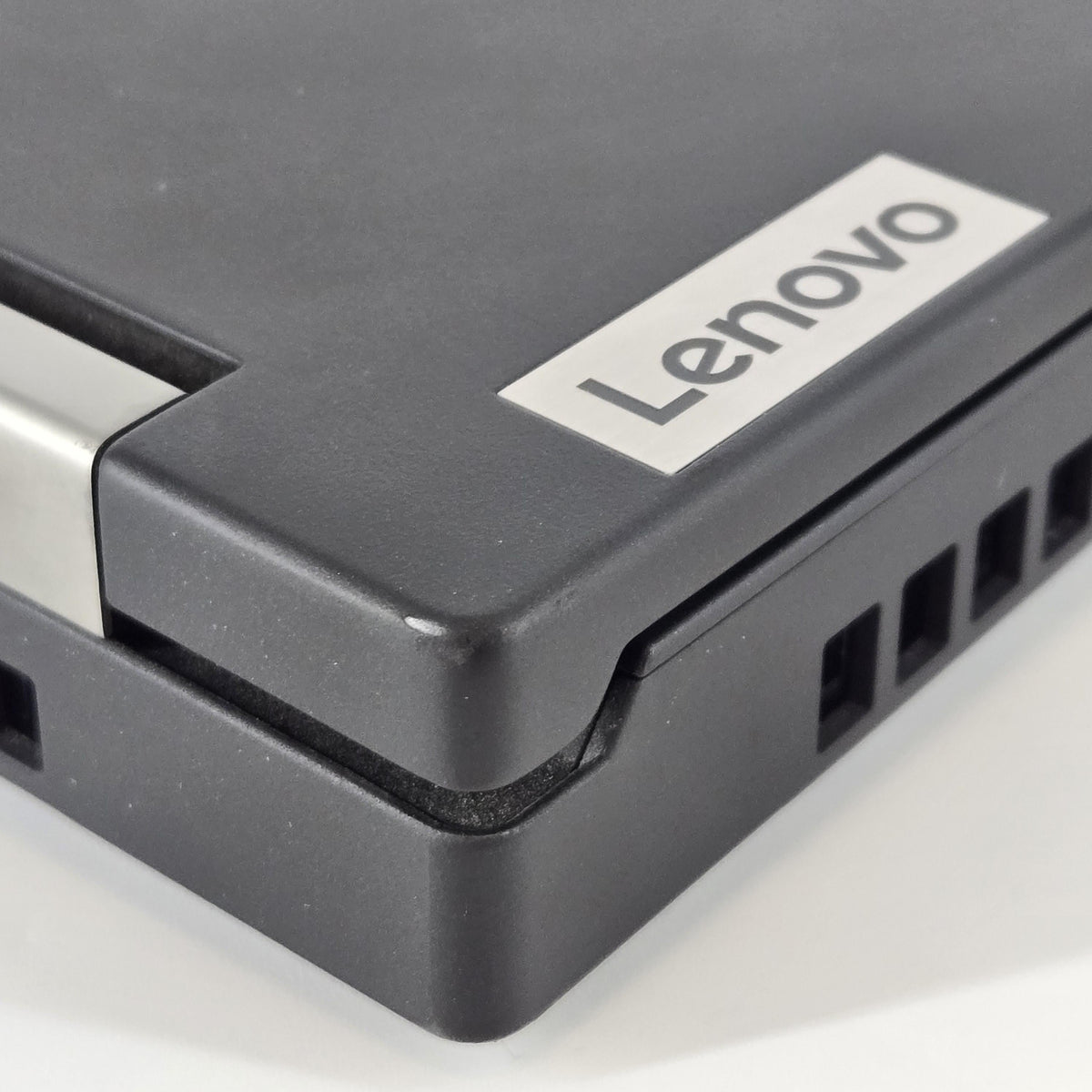 Lenovo ThinkPad P15 Gen 2 Black 2.6 GHz Intel Core i9 11th Gen. 64GB RAM 512GB Solid State Drive NVIDIA RTX A2000 4 GB