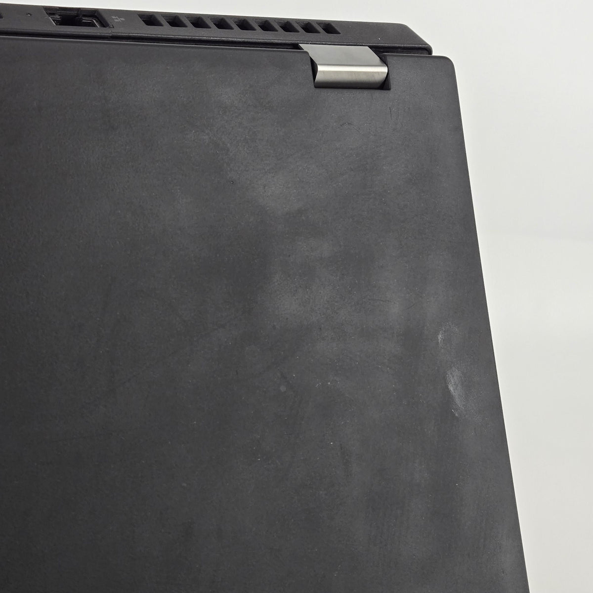 Lenovo ThinkPad P15 Gen 2 Black 2.6 GHz Intel Core i9 11th Gen. 64GB RAM 512GB Solid State Drive NVIDIA RTX A2000 4 GB