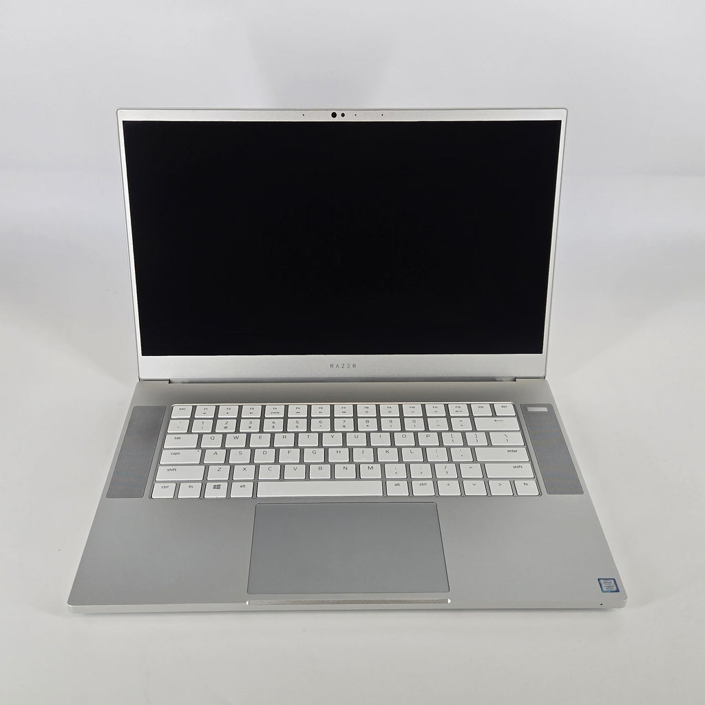 Razer Blade 15 Advanced 2019 Silver 2.6 GHz Intel Core i7 9th Gen. 16GB RAM 512GB Solid State Drive NVIDIA GeForce RTX 2070 8 GB