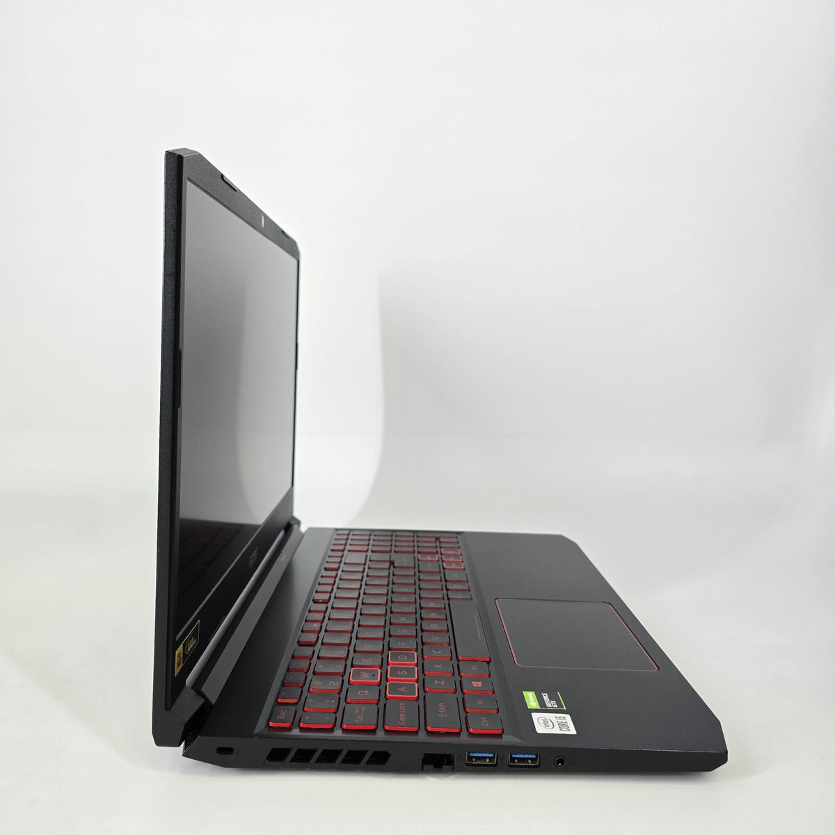 Acer Nitro 5 17.3 Black 2.5 GHz Intel Core i5 10th Gen. 8GB RAM 512GB Solid State Drive NVIDIA GeForce GTX 1650 4 GB