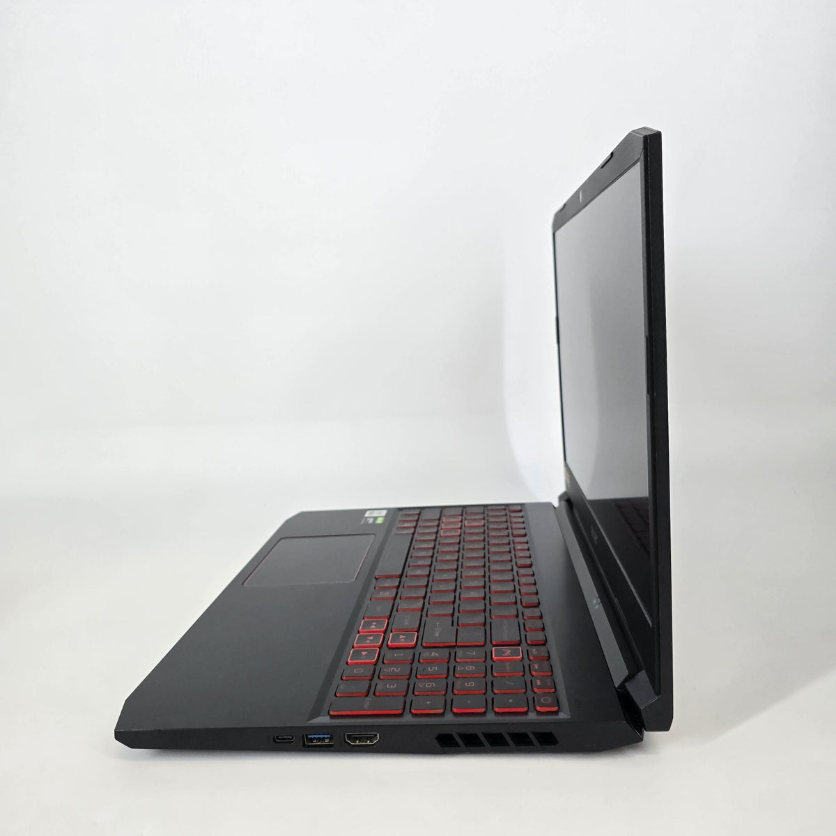 Acer Nitro 5 17.3 Black 2.5 GHz Intel Core i5 10th Gen. 8GB RAM 512GB Solid State Drive NVIDIA GeForce GTX 1650 4 GB