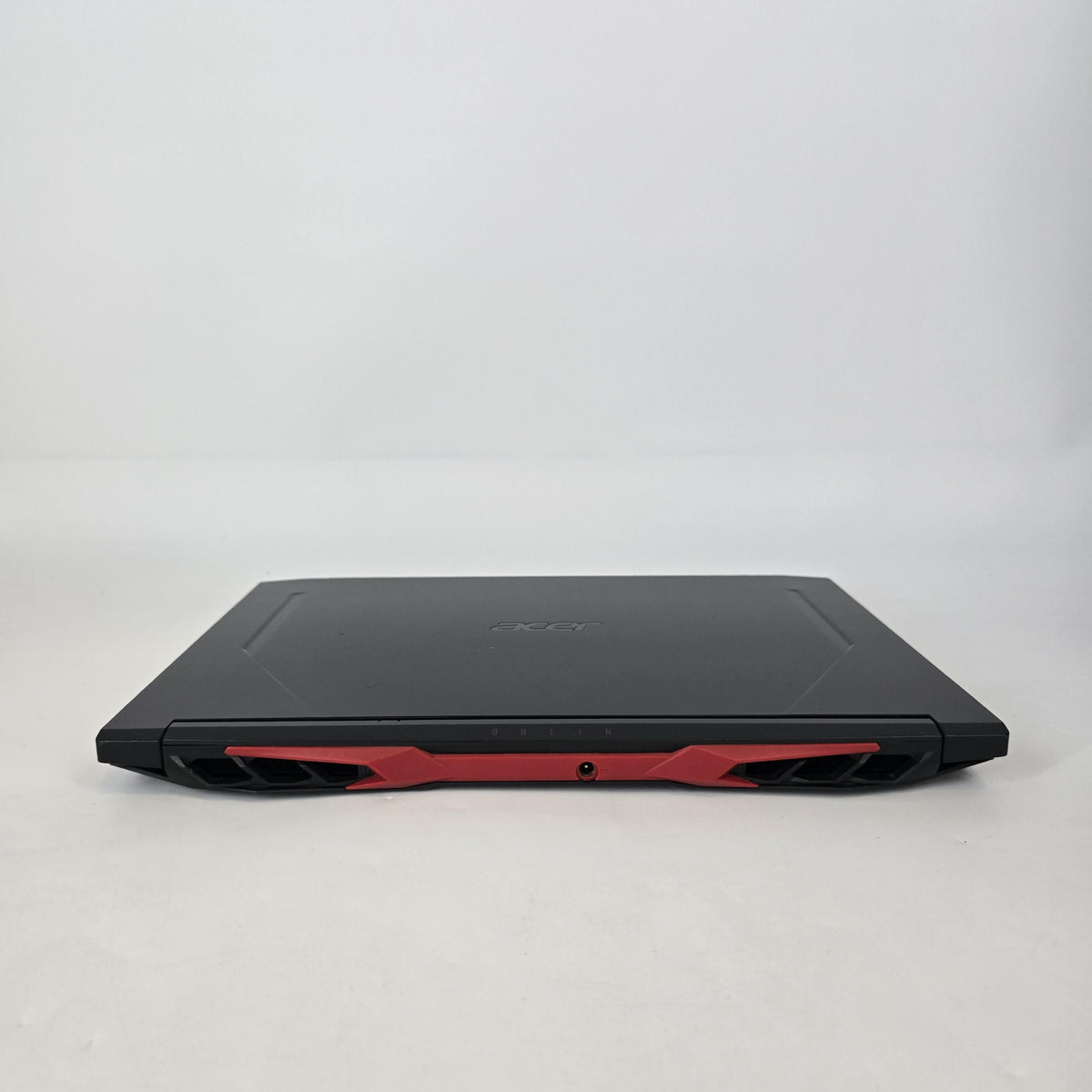 Acer Nitro 5 17.3 Black 2.5 GHz Intel Core i5 10th Gen. 8GB RAM 512GB Solid State Drive NVIDIA GeForce GTX 1650 4 GB